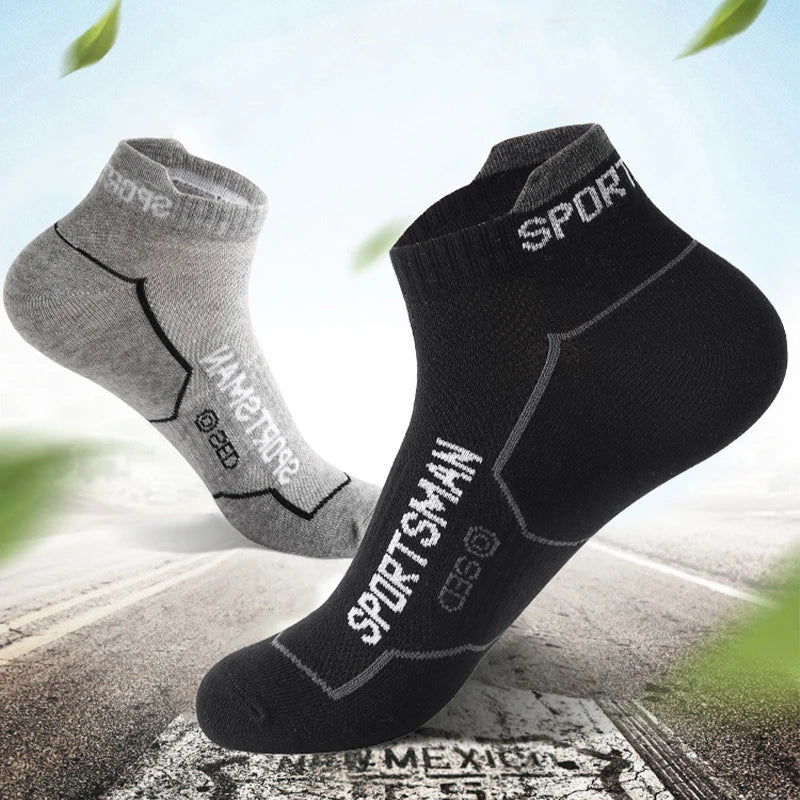 Men Sweat-Absorbent Sports Socks 6-Pack